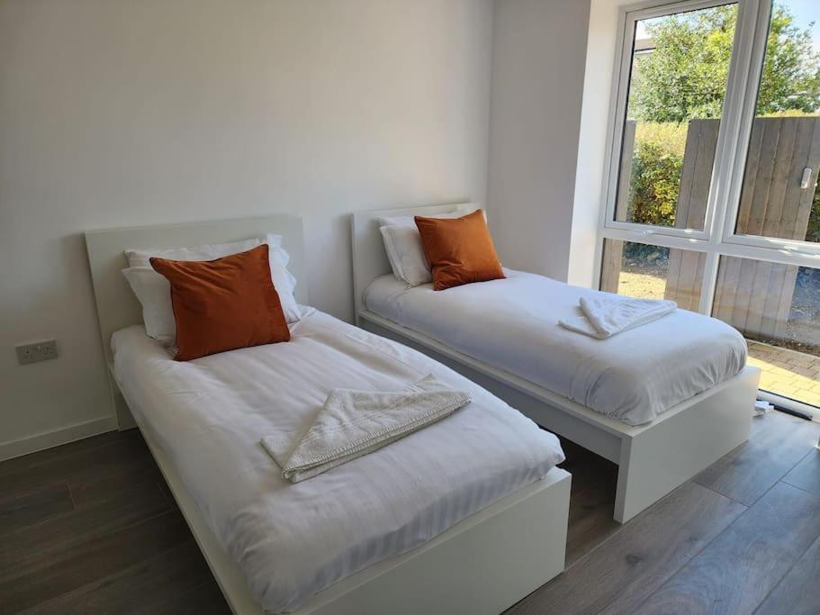 Paradigm Court, Modern 3-Bedroom Flat 1, Oxford Exterior photo